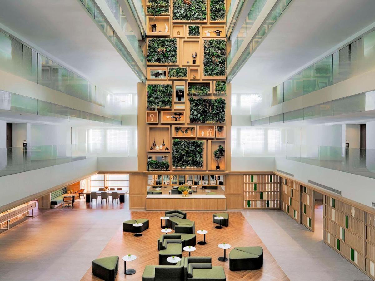 Moevenpick Hotel Bangkok Ploenchit Bdms Bagian luar foto