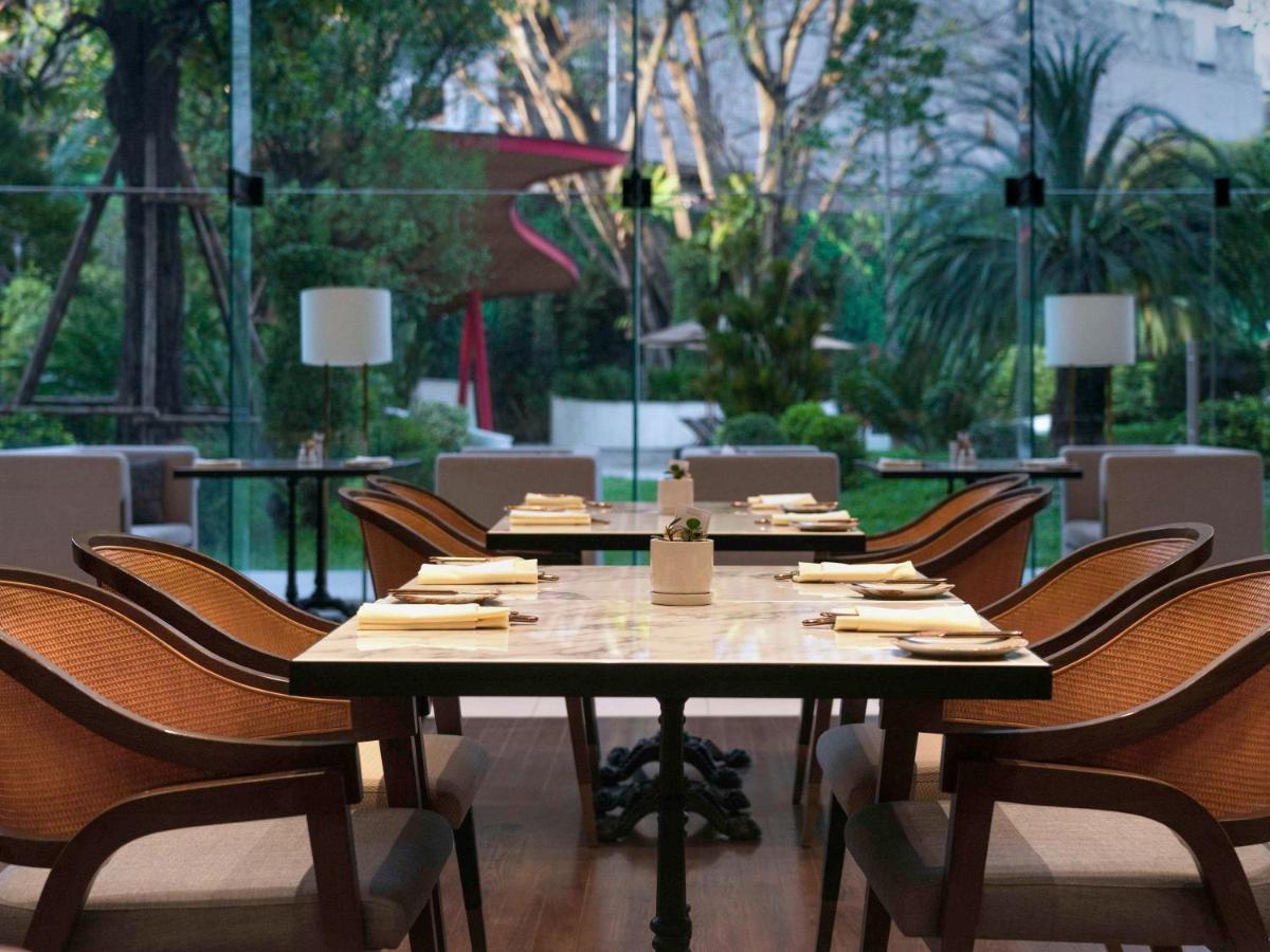 Moevenpick Hotel Bangkok Ploenchit Bdms Bagian luar foto