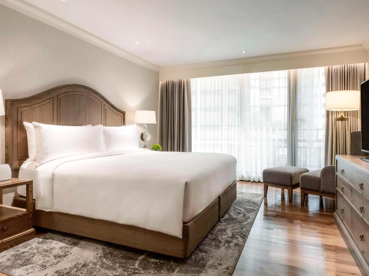 Moevenpick Hotel Bangkok Ploenchit Bdms Bagian luar foto