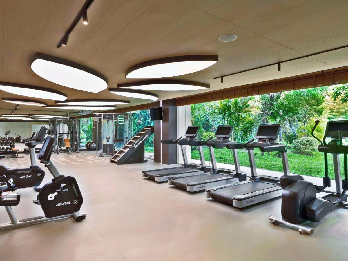 Moevenpick Hotel Bangkok Ploenchit Bdms Bagian luar foto