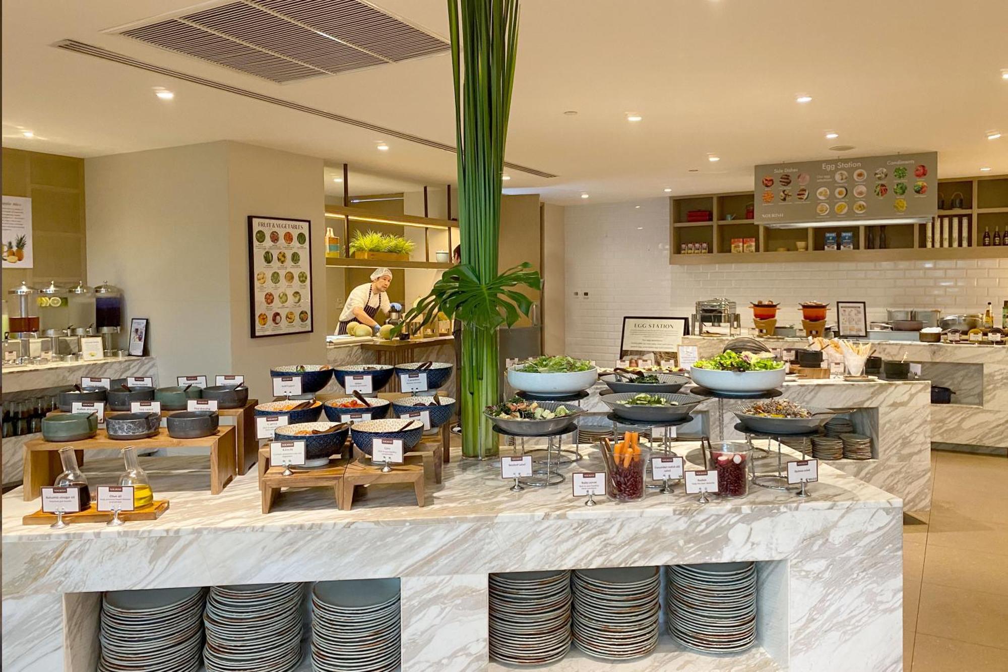 Moevenpick Hotel Bangkok Ploenchit Bdms Bagian luar foto