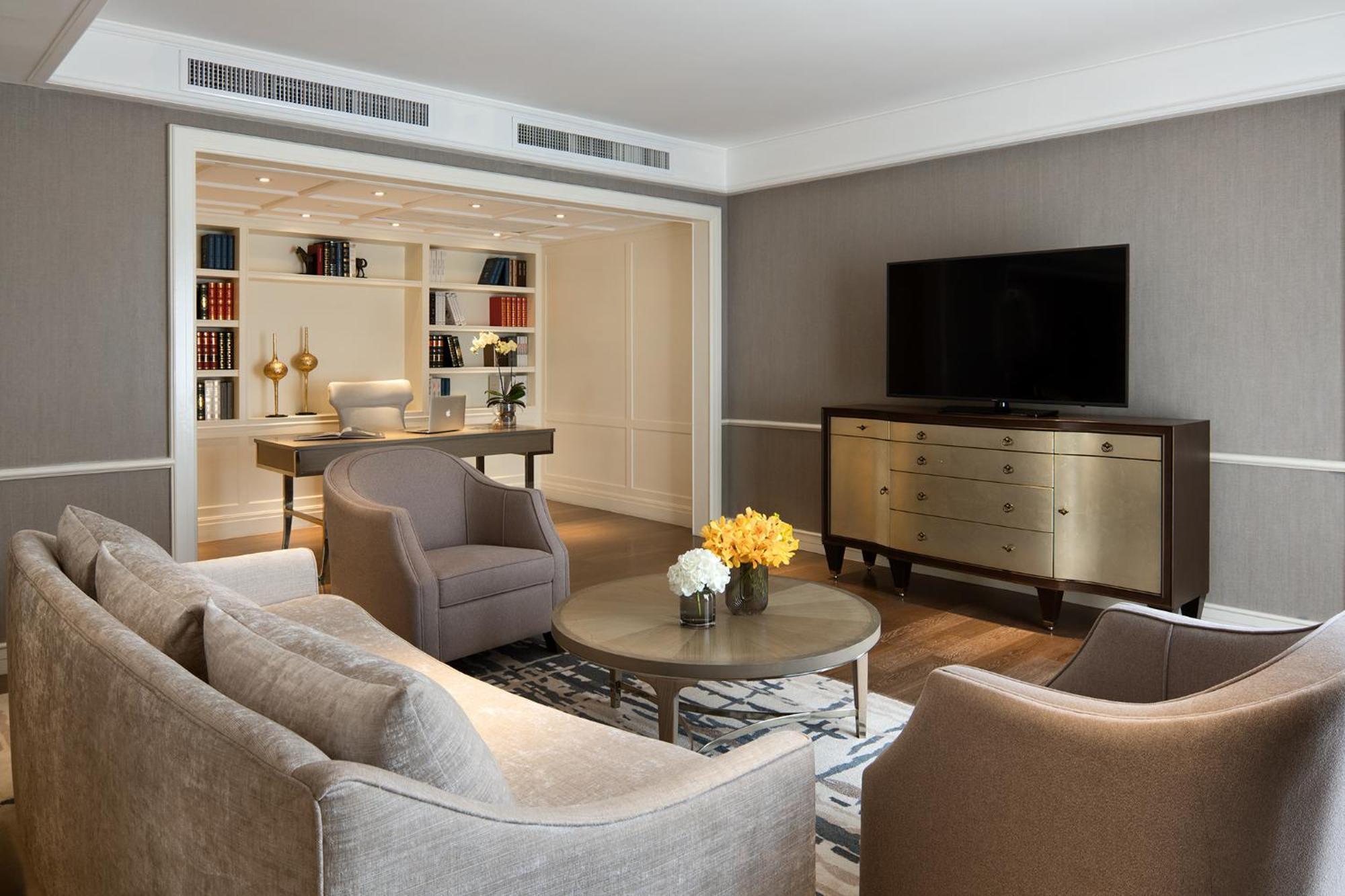 Moevenpick Hotel Bangkok Ploenchit Bdms Bagian luar foto
