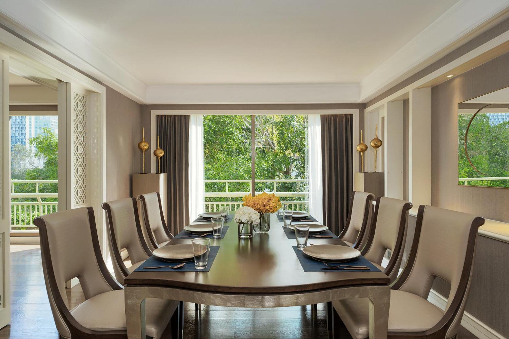 Moevenpick Hotel Bangkok Ploenchit Bdms Bagian luar foto