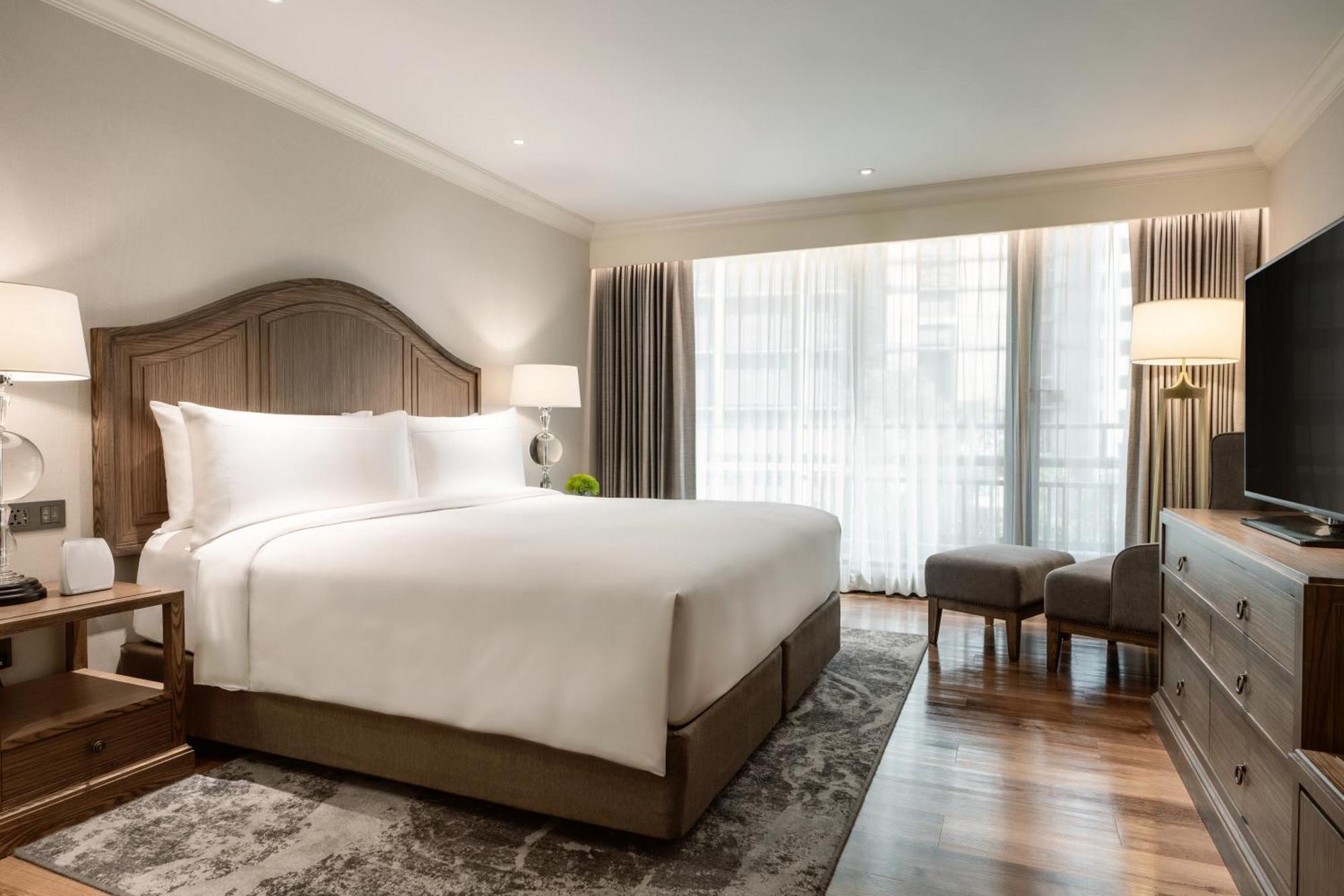 Moevenpick Hotel Bangkok Ploenchit Bdms Bagian luar foto